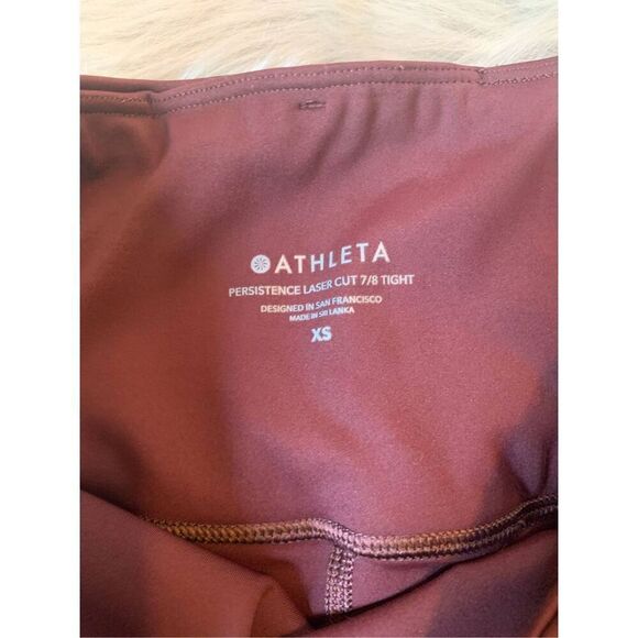 Athleta Persistence Camo Laser Cut 7/8 Tight in Antique Burgundy - Picture 4 of 5